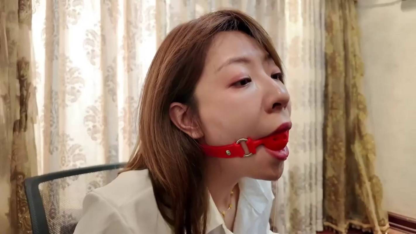 逍遥驷马工作室新作之下班的娱乐时光，居然。。。！在线看！