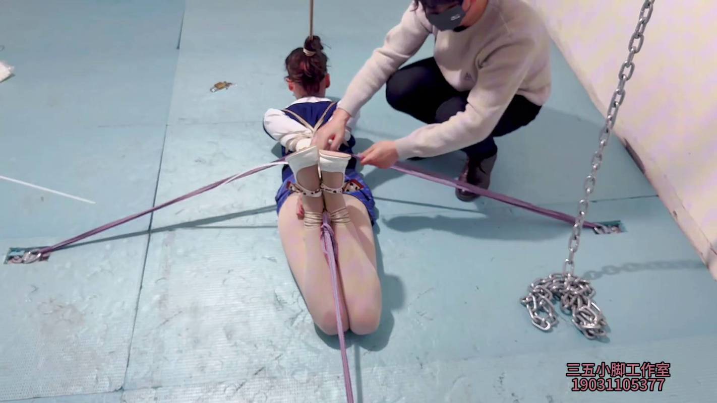 逍遥原创圈论坛作品新作之35小脚关ya不配合的瑾年！在线看！