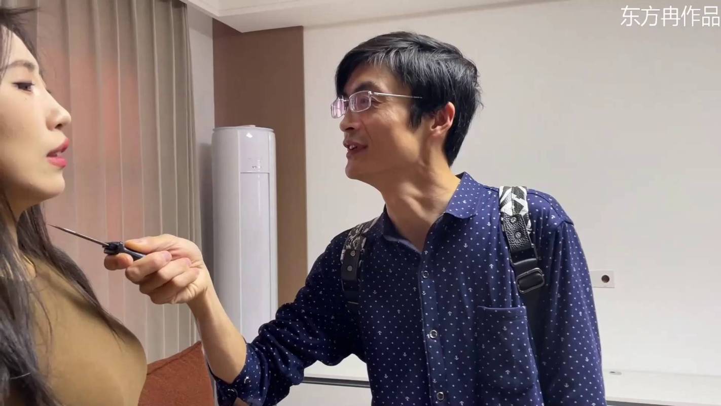 逍遥原创圈论坛新作之租房有风险（上）恩可主演！在线看！