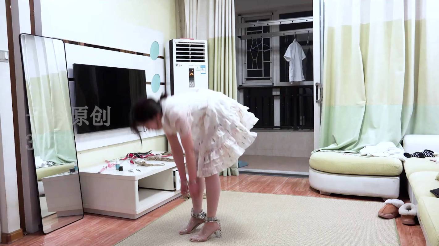 子衿原创网站新作之叶子网调！在线看！