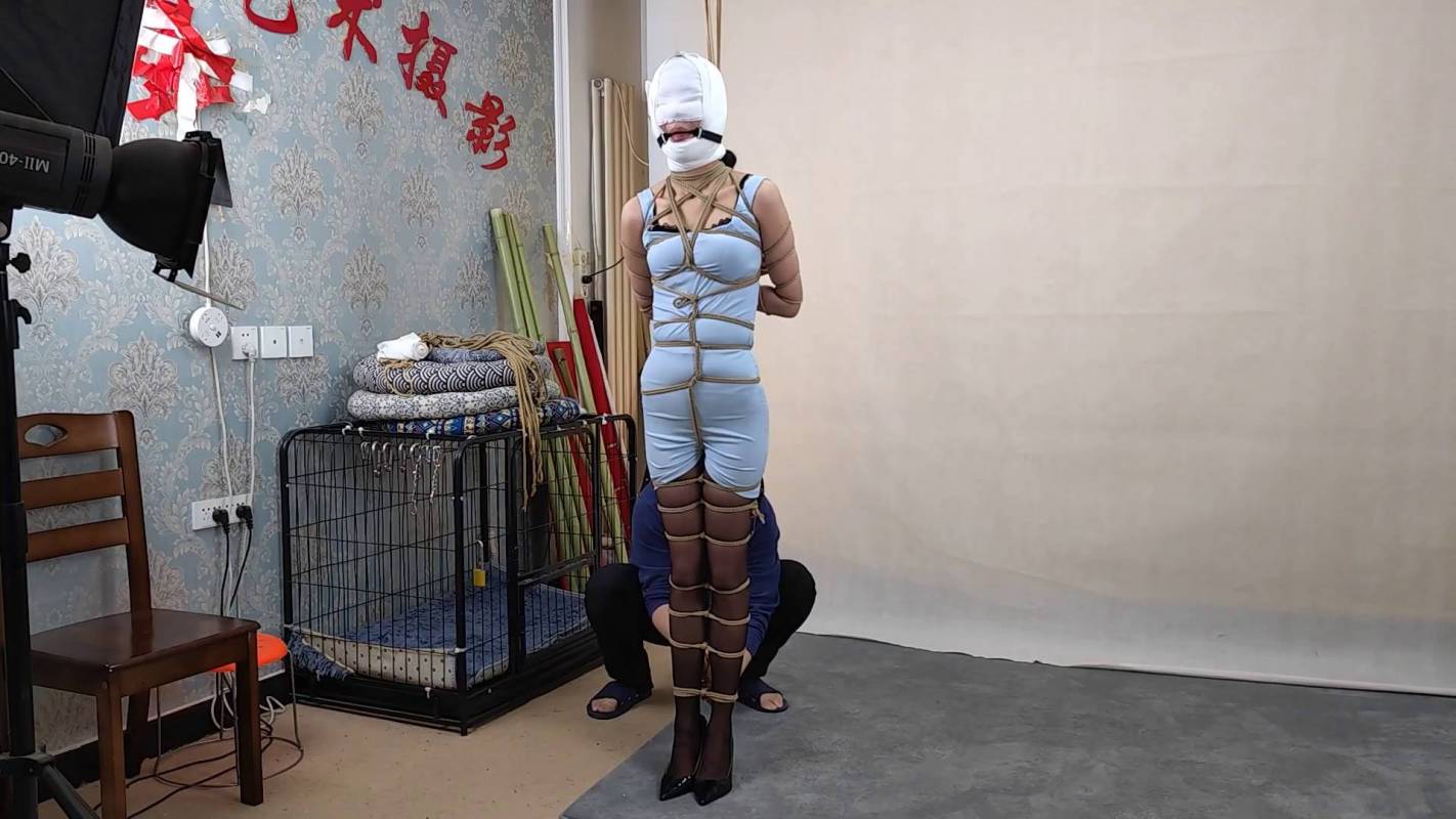 随心工作室原创完整版新作之妍妍绷带全包咝袜！在线看！