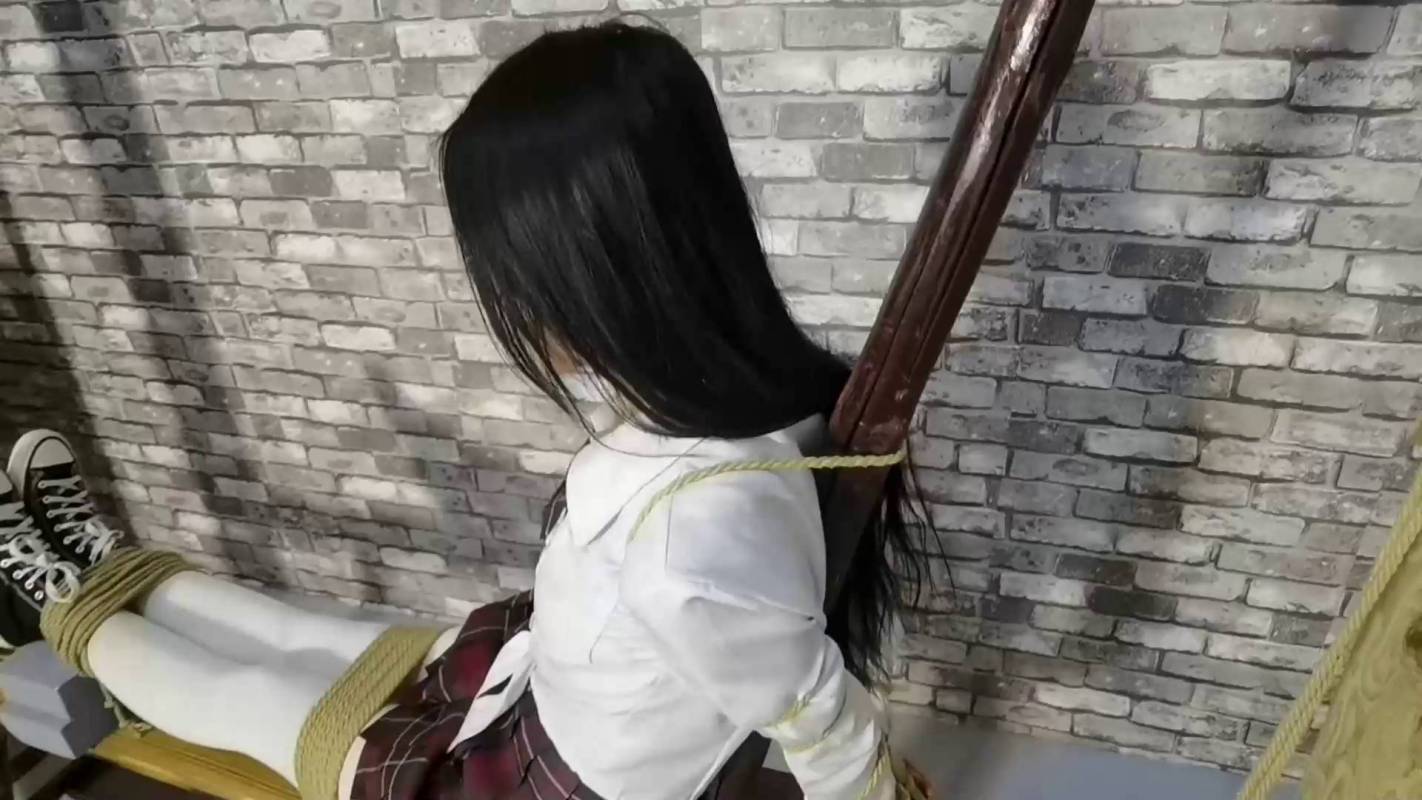 飞天原创在线观看新作之月仙儿被梆在老虎登上！在线看！