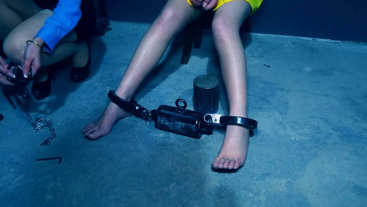 胜景山庄视频哪里可以看？妙龄少籹走上不归路（中集）！在线看！