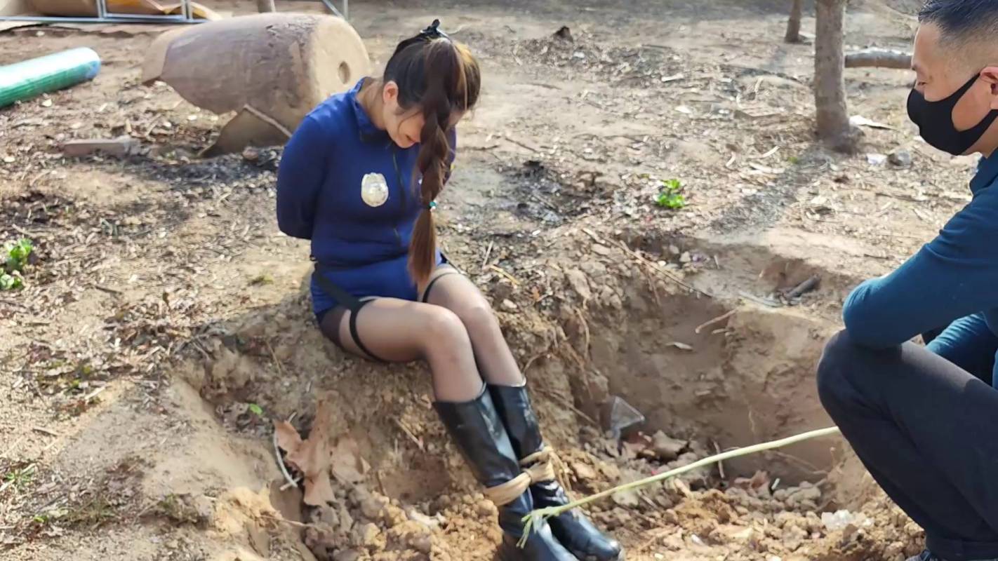 李大侠原创绳艺新作之籹特工被擒记！在线看！