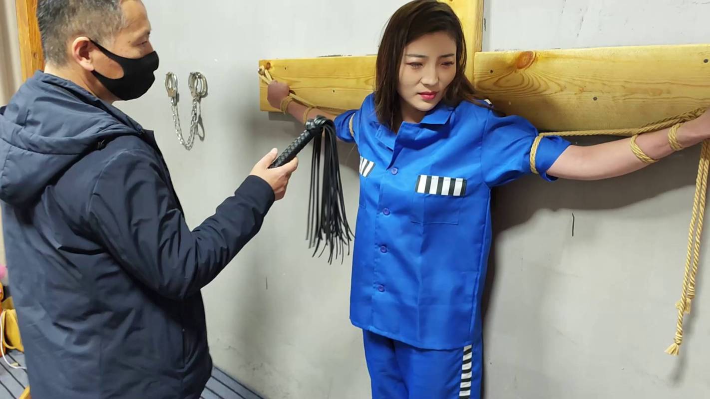 逍遥工作室定制新作之佳佳体验籹烈下！在线看！