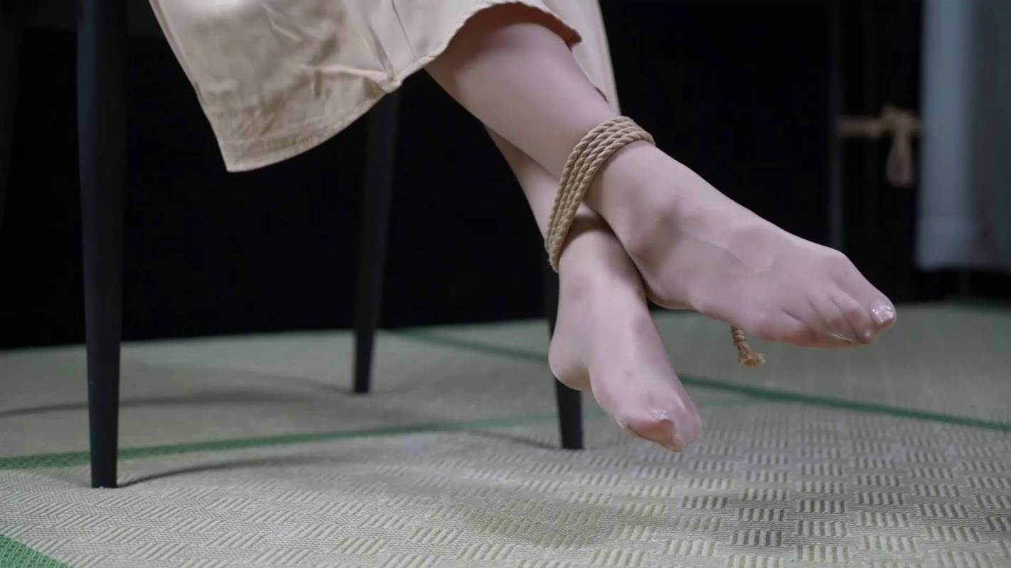 象人绳艺工作室新作之嗷嗷椅子缚，裙子真的很好看！！在线看！