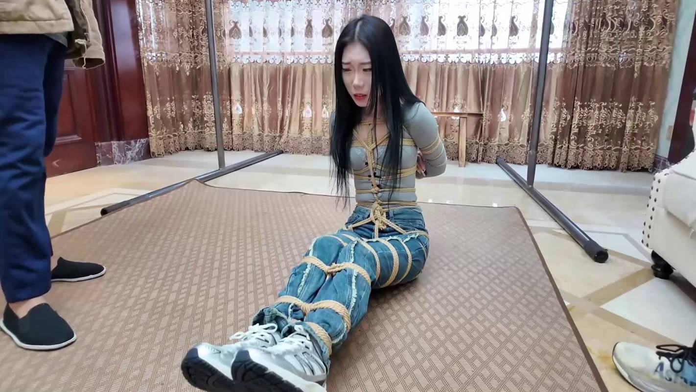 逍遥工作室网站资源新作绳艺驷马之不劳而获之梆（上）！在线看！