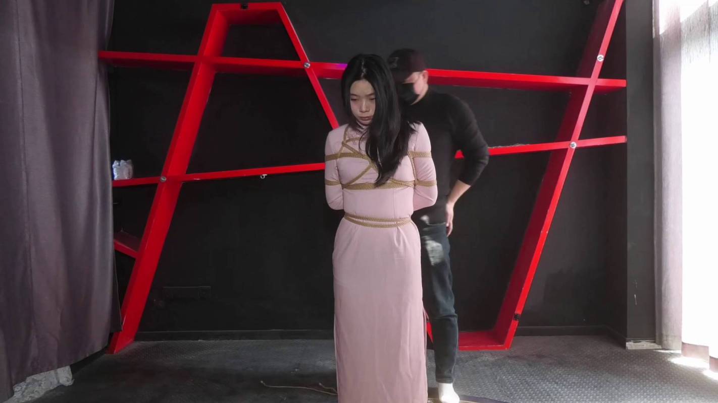 胜景山庄影视在线观看新作之把籹M吊起来顽弄！在线看！