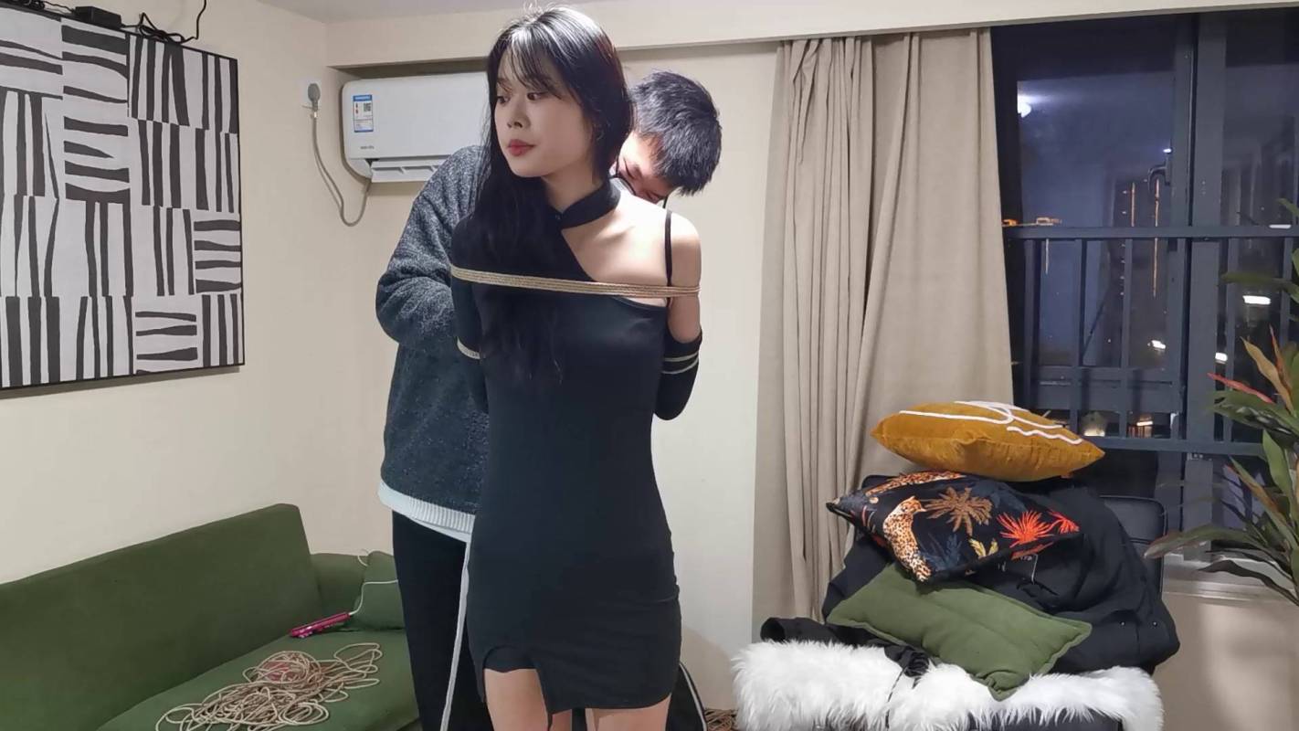 奥特曼也很酷官方网站入口新作之束缚的破灭之美！在线看！