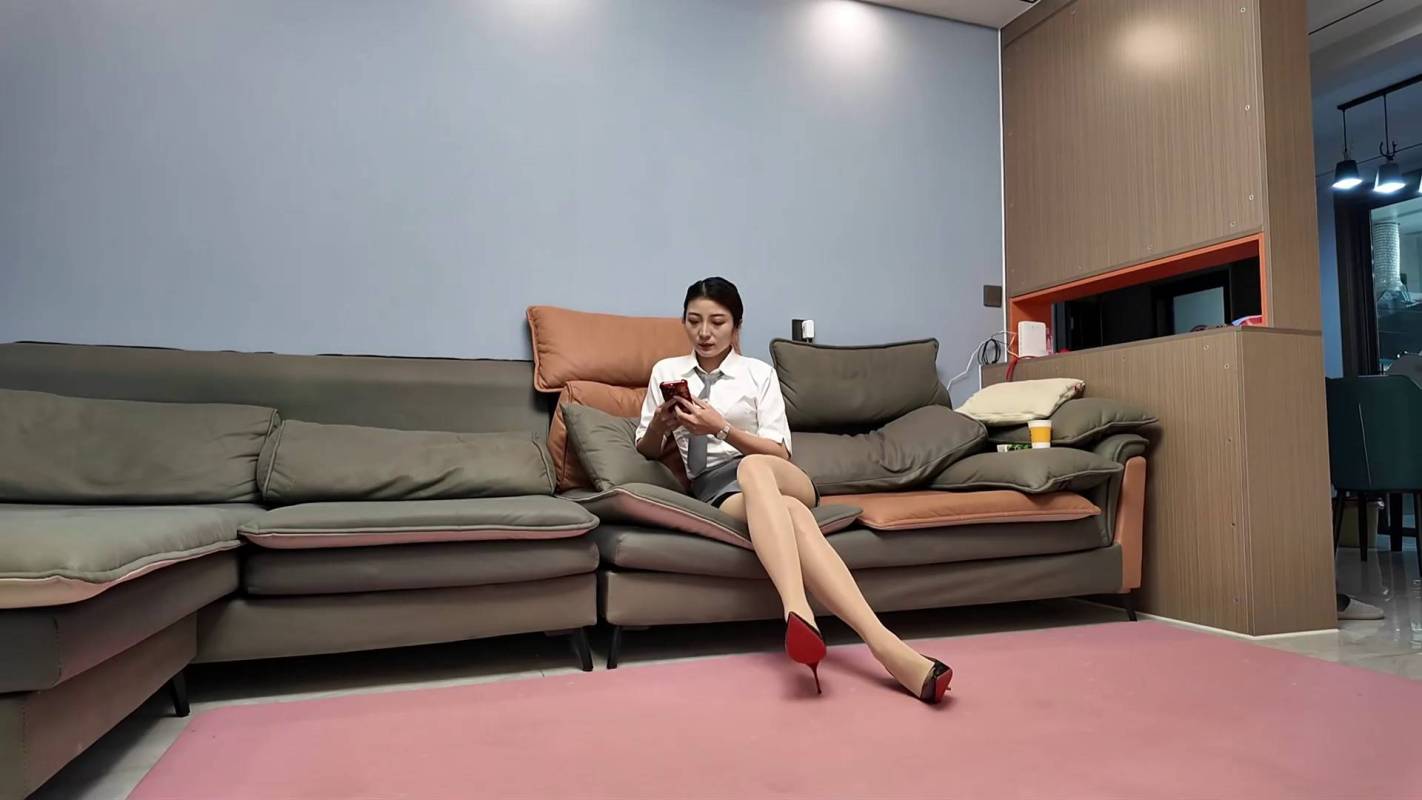 逍遥原创工作室影视大全新作之调教小M小遥花样百出！在线看！