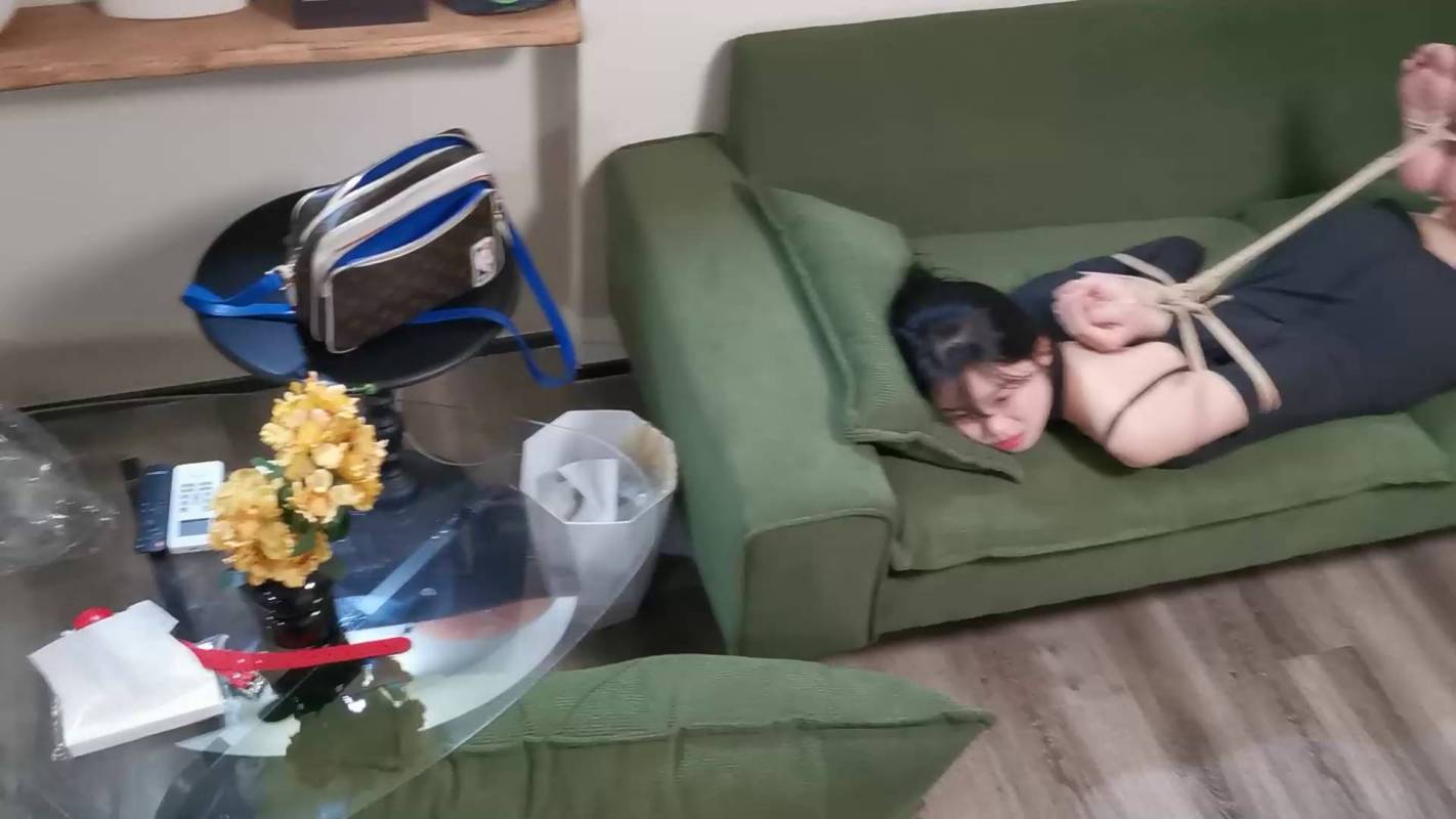 奥特曼也很酷官方网站入口新作之束缚的破灭之美！在线看！