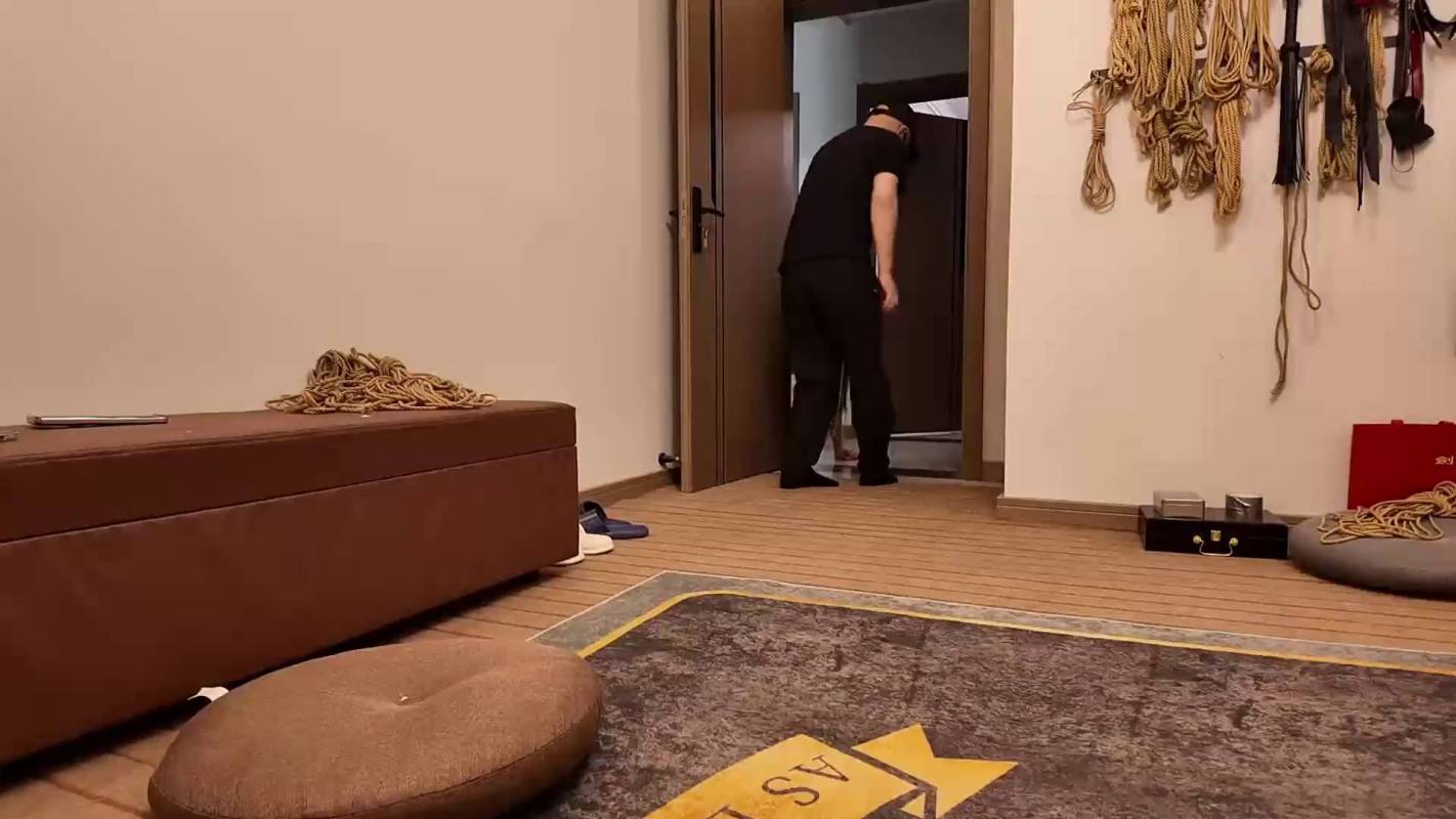 逍遥工作室观看资源，国产绳艺束缚论坛，佳佳情趣白咝TJ！在线看！