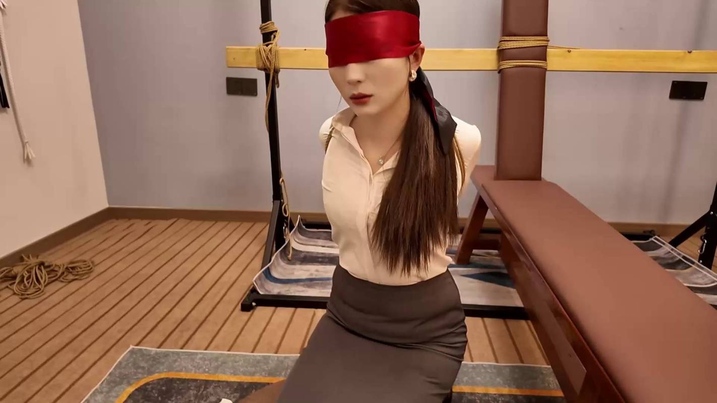 逍遥定制私人订制视频，国产绳艺sm调教圈，客户体验系列之四！在线看！