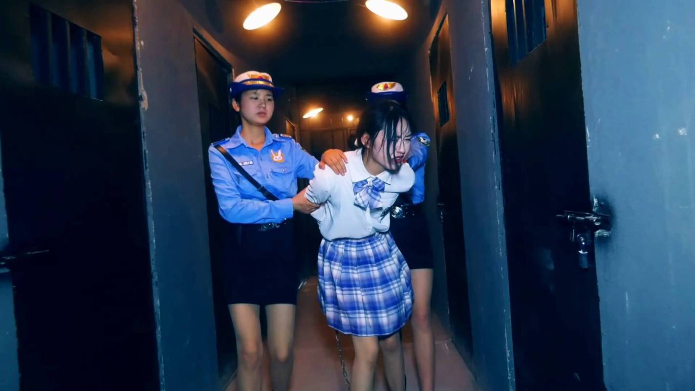 胜景影视最新剧新作之du蝎林潇琦末日（第一集）！在线看！