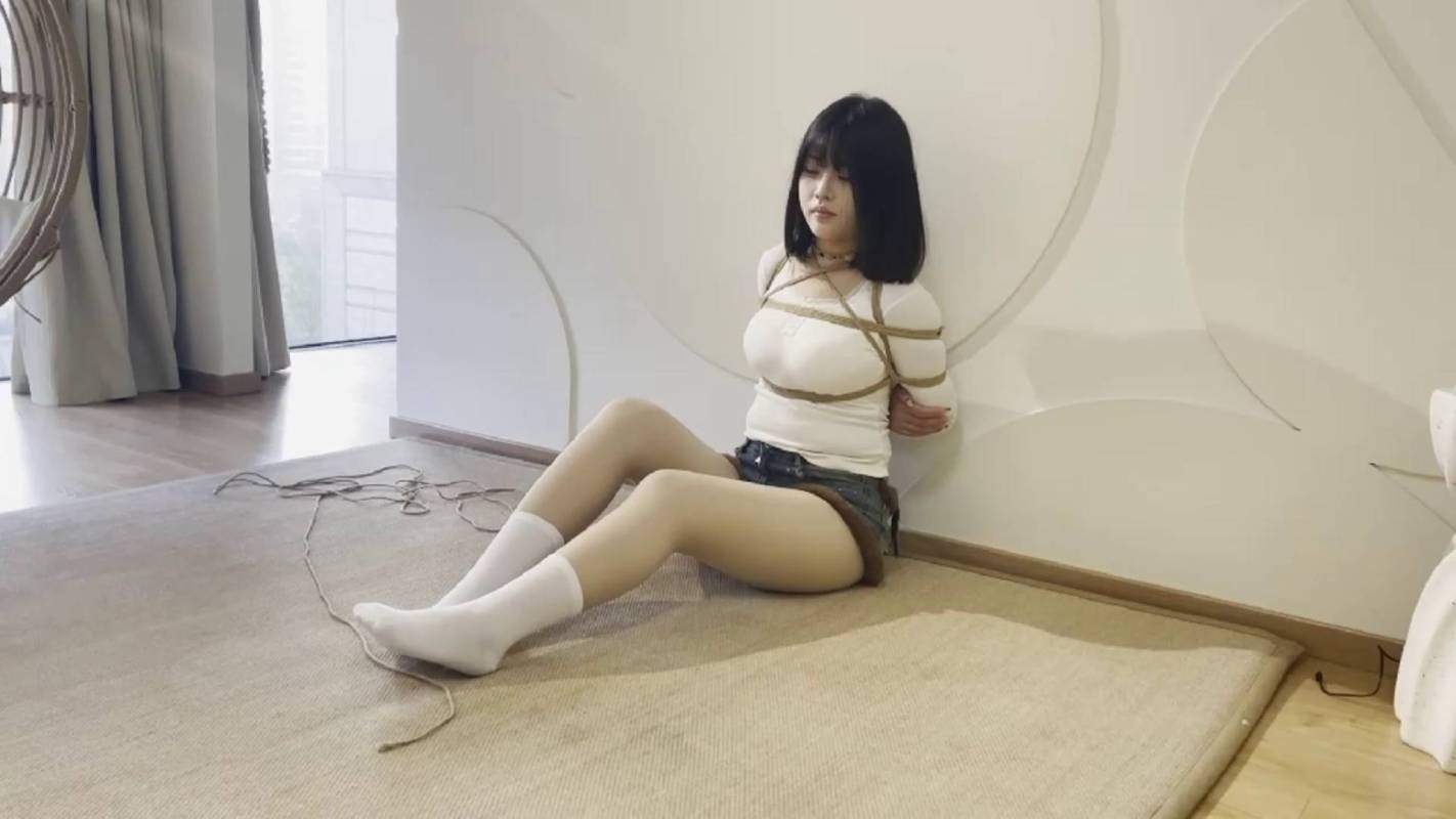 奥特曼也很酷论坛新作之绳艺日常，近期月拍的6个美子！在线看！