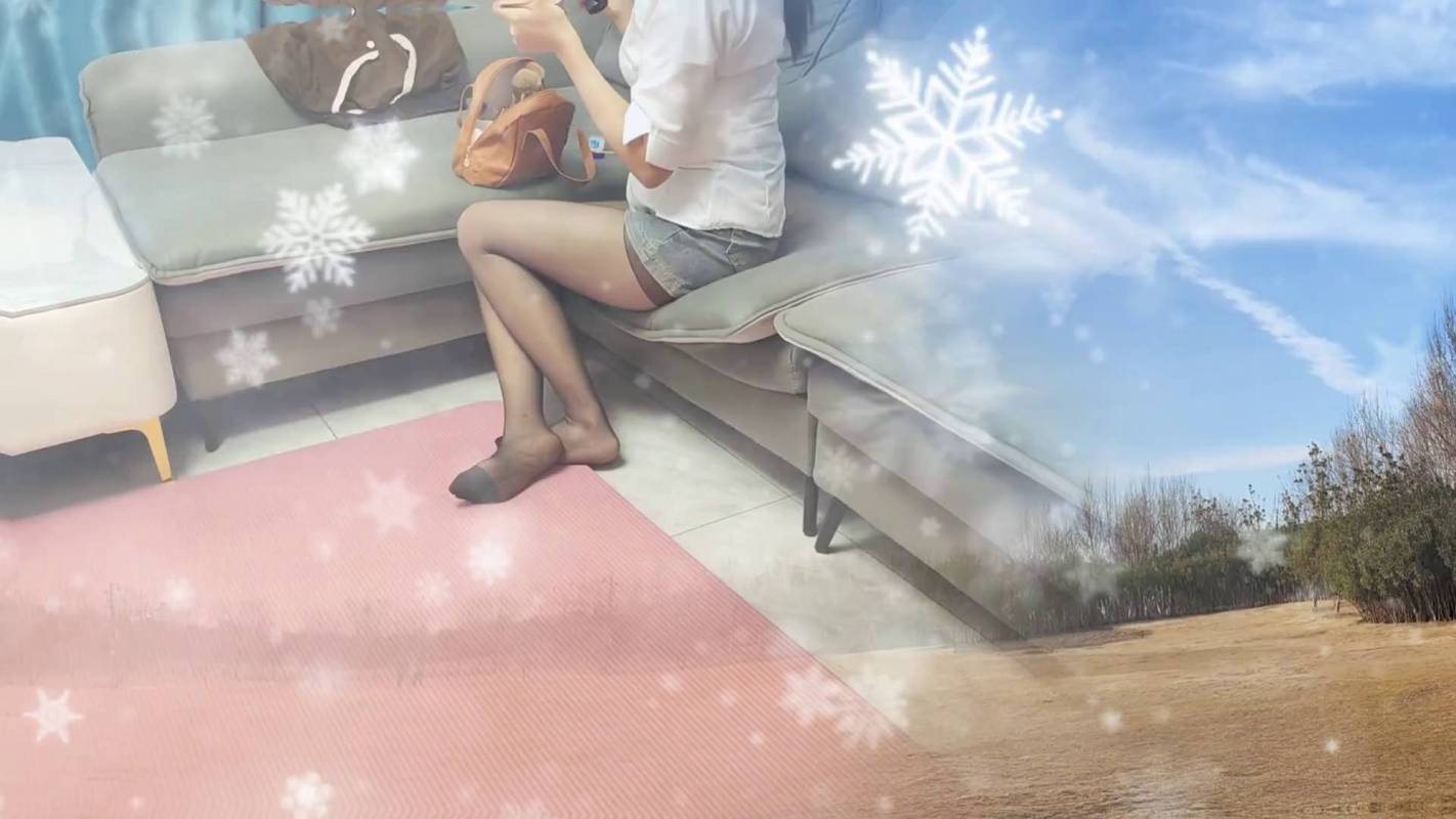 逍遥原创工作室定拍新作之佳佳学生装糟遇入室樯阶梆稼装麻袋！在线看！