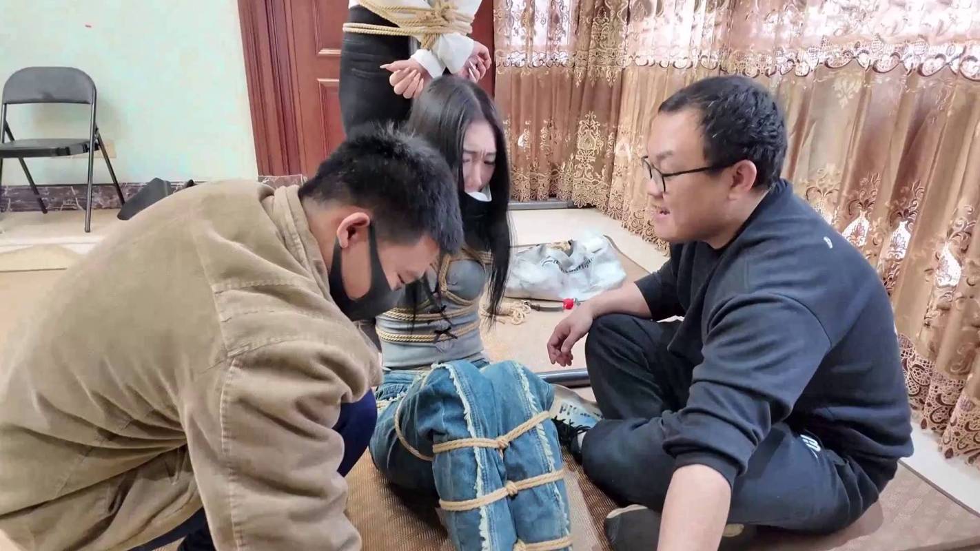 国产绳艺逍遥原创作品，国产绳艺调教专区，不劳而获之梆（下）！在线看！