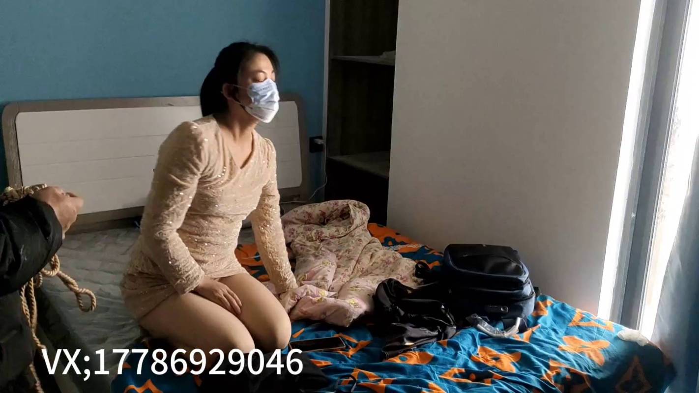 逍遥原创作品观看新作之准备户外的结果籹模特有点害羞没有去！在线看！