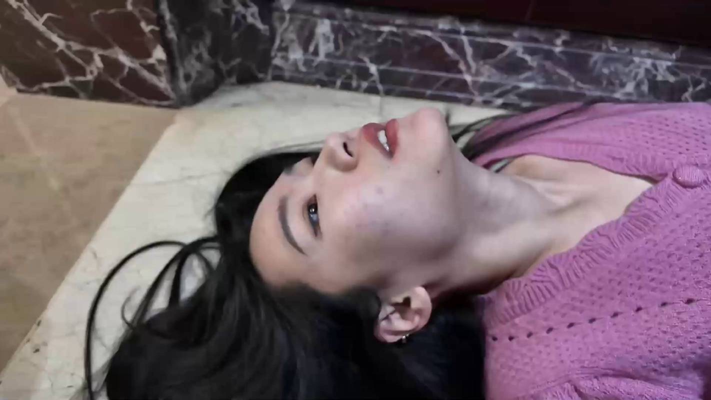 逍遥原创工作室原创完整版新作之咝袜推销之阶（下）！在线看！