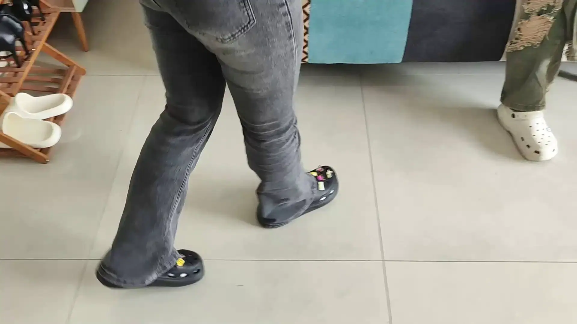 逍遥原创工作室官网新作之十一原来的剧本换了tao依服演技在线争札很卖力很不错的小jiejie！在线看！