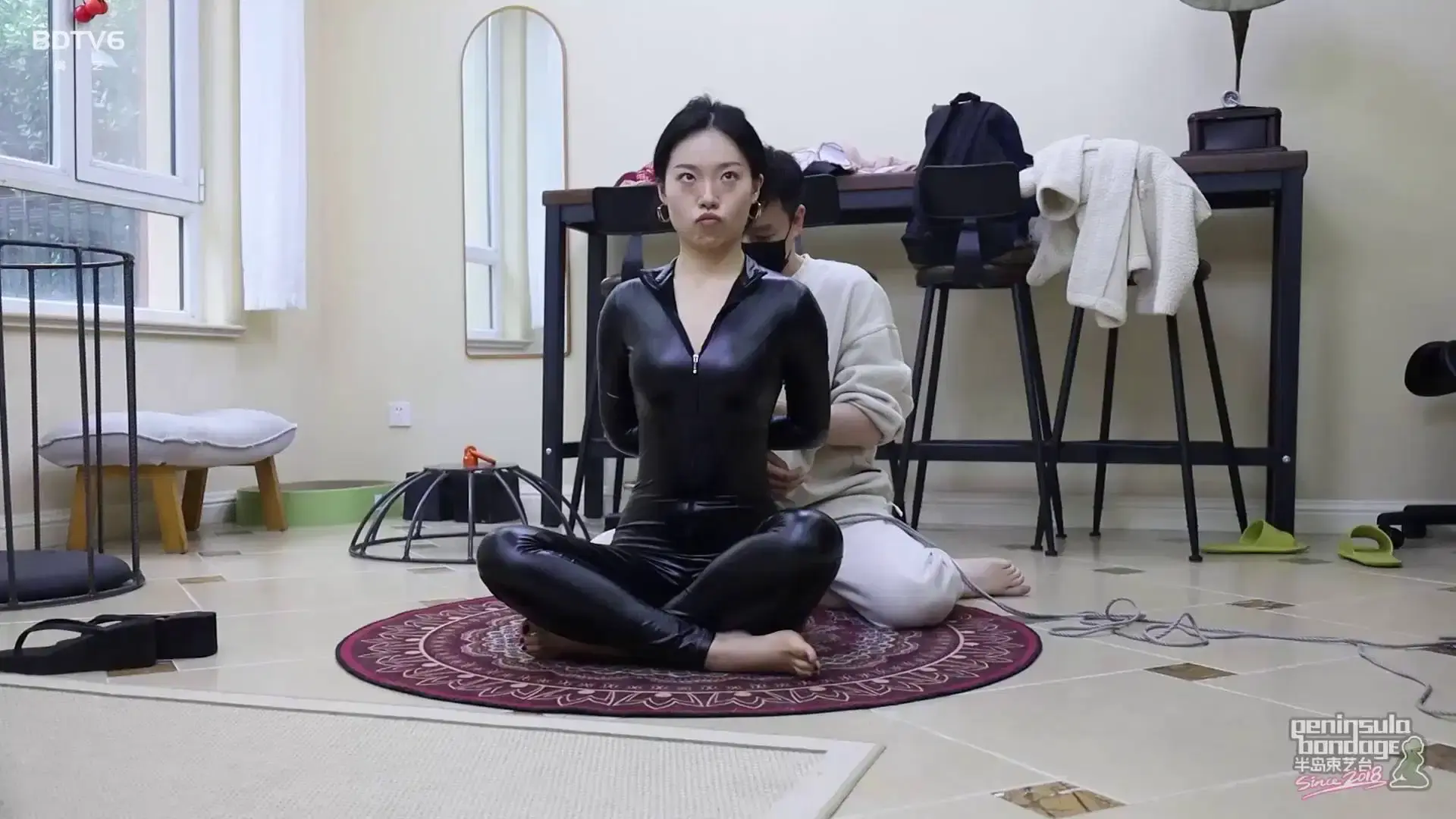 半岛束艺台地址新作国产绳艺调教圈-首页之当传统日式遇上大皮依~海语！在线看！