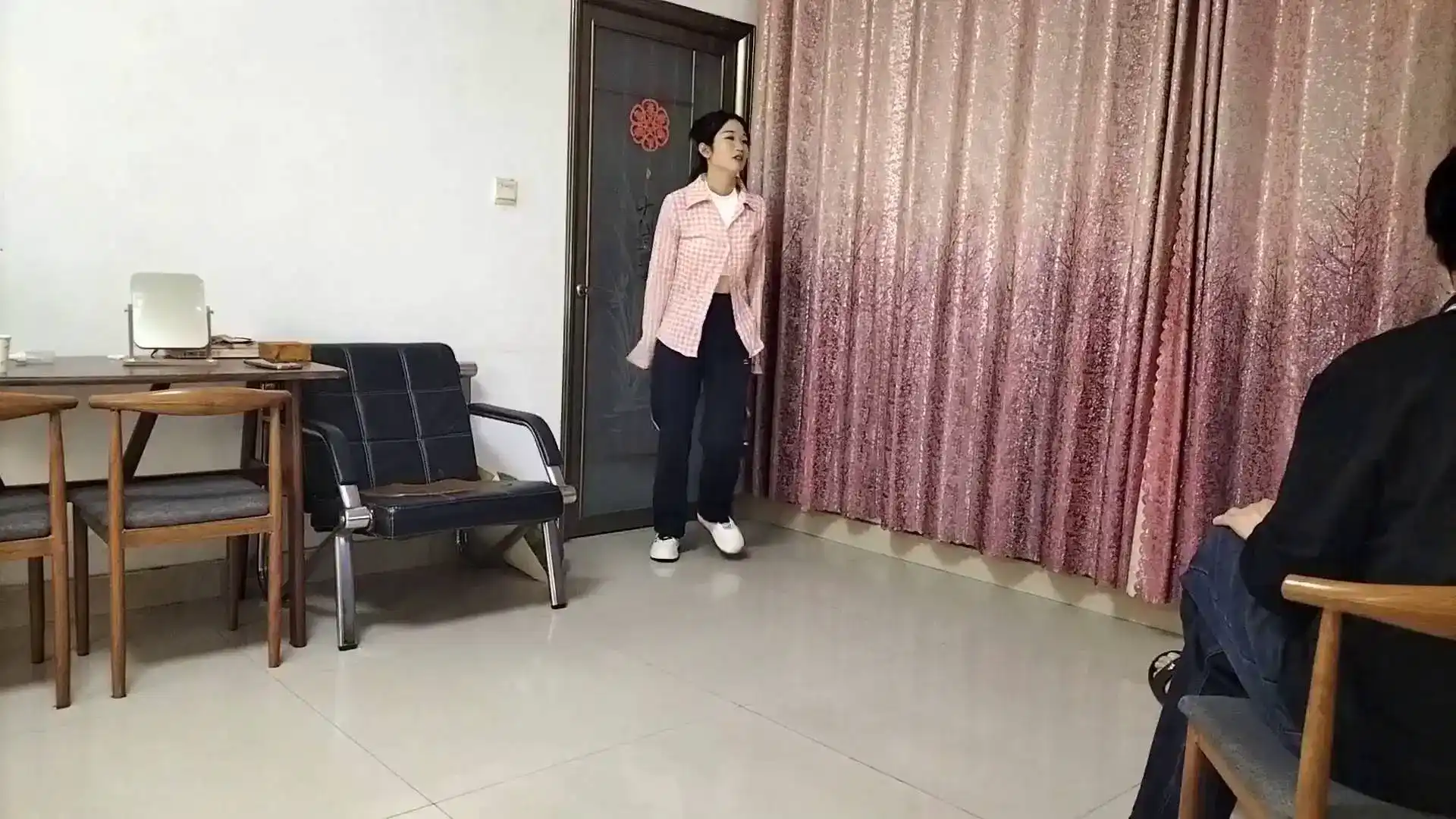 逍遥原创工作室社区新作逍遥工作室kb在线观看之茹茹爬行搬运硬币！在线看！