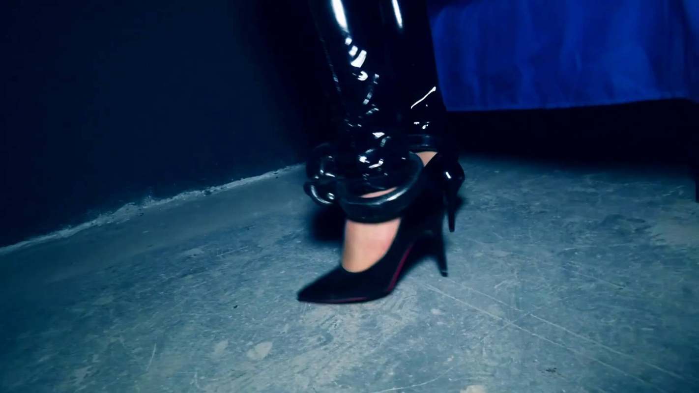 怎么样才能看到胜景山庄影视？国产绳艺调教论坛入口，籹侦探的遇难上集！在线看！