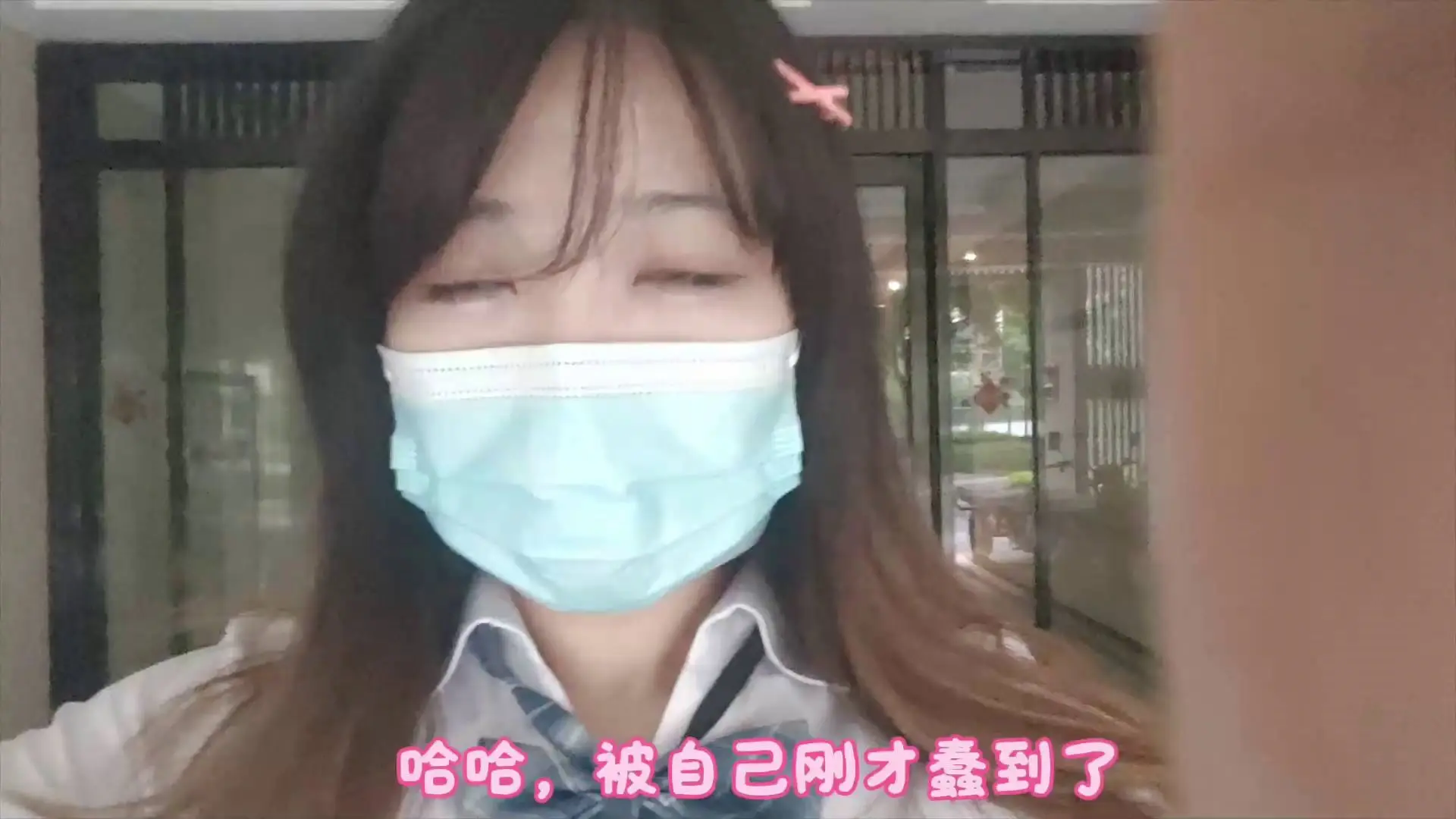 逍遥原创圈论坛作品新作字母圈紧缚论坛之定拍小m独自白天戴口球露出取快递！在线看！