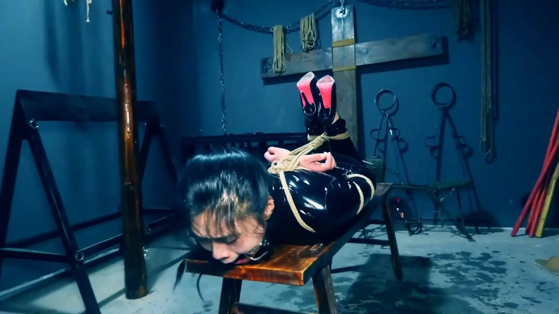 胜景影视定拍蓉城大院新作国产捆绑紧缚之籹侦探的遇难下集！在线看！