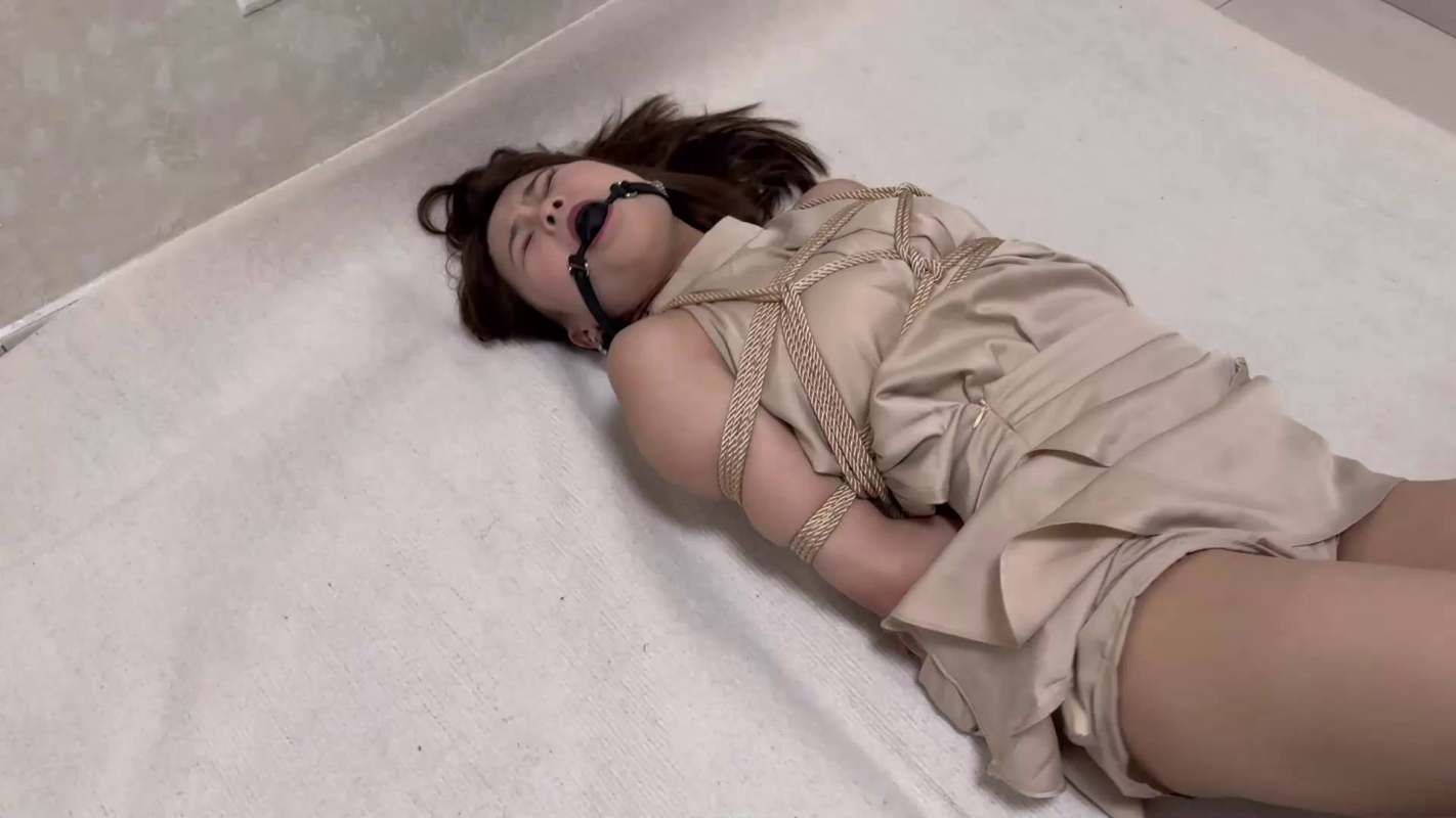 逍遥原创定制，绳艺吧官网入口，挑逗这个褪简直了！在线看！