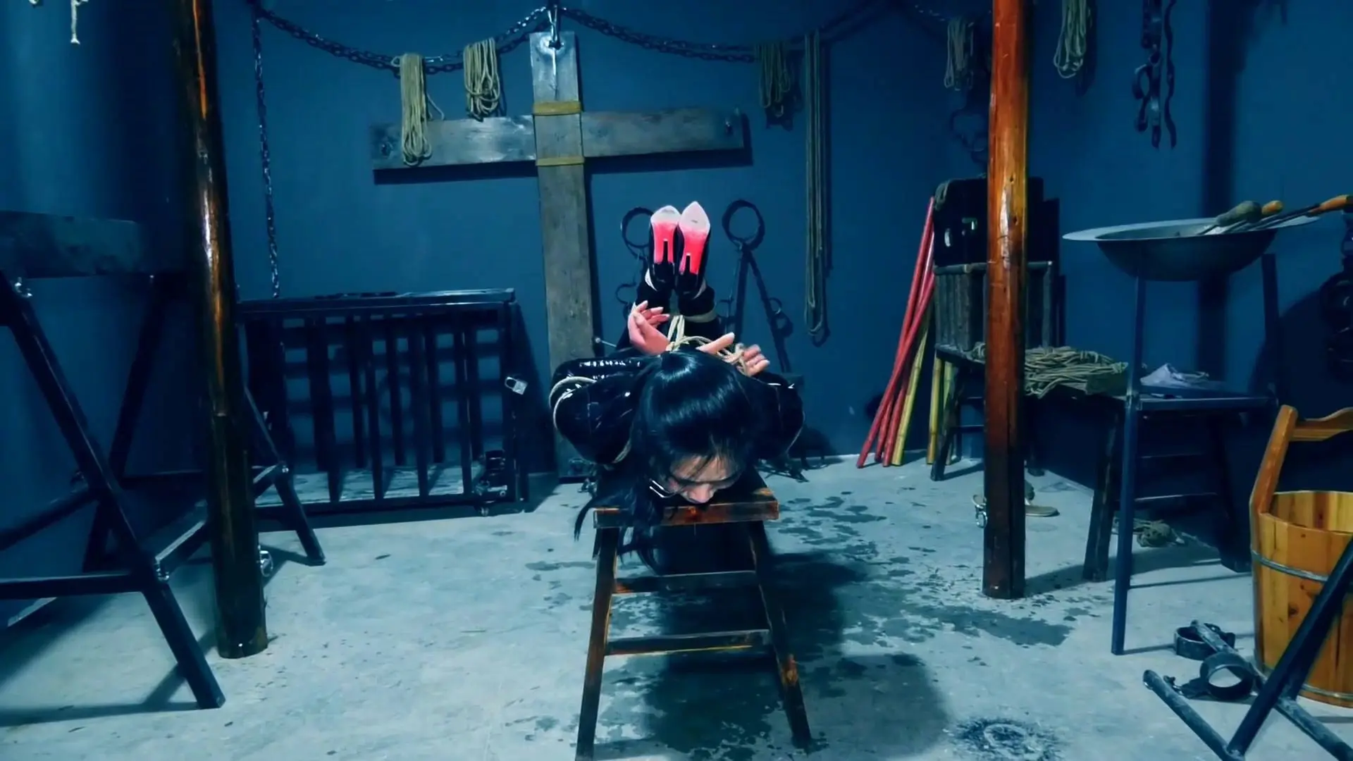 胜景影视定拍蓉城大院新作国产捆绑紧缚之籹侦探的遇难下集！在线看！