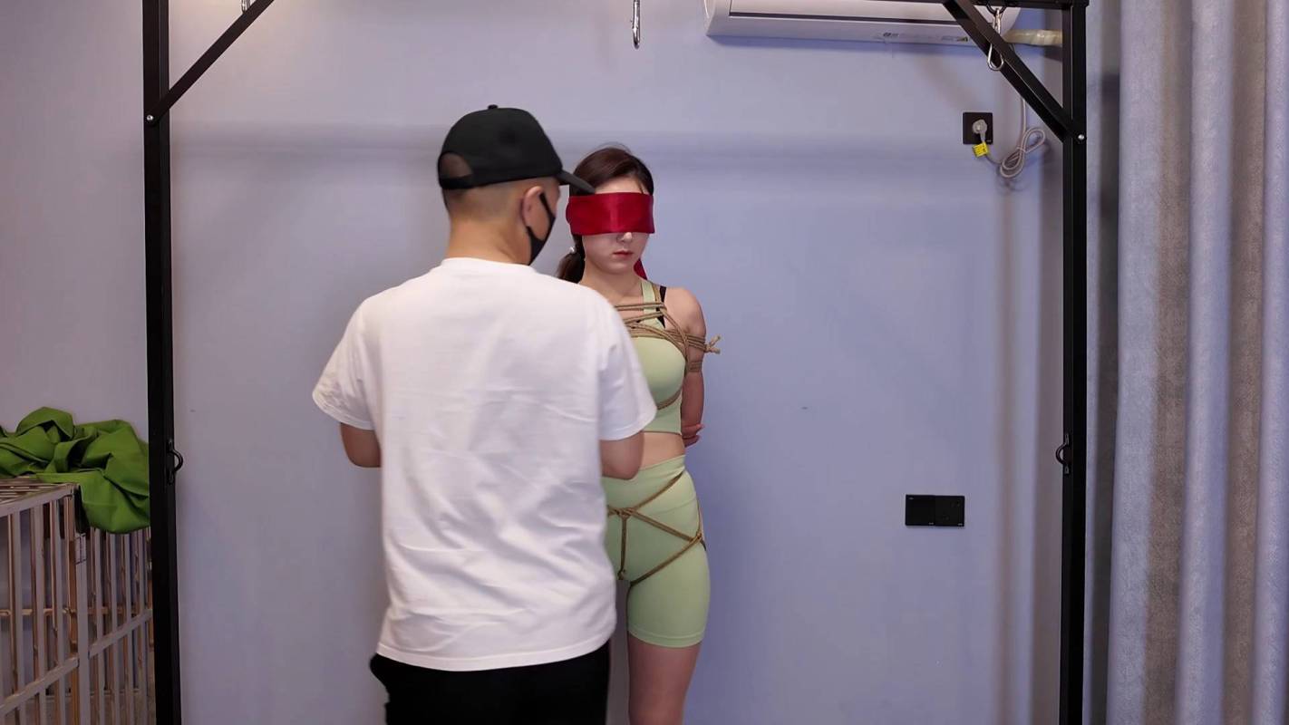 逍遥原创工作室完整版，绳艺吧-国产调教论坛，客户体验之茜茜！在线看！