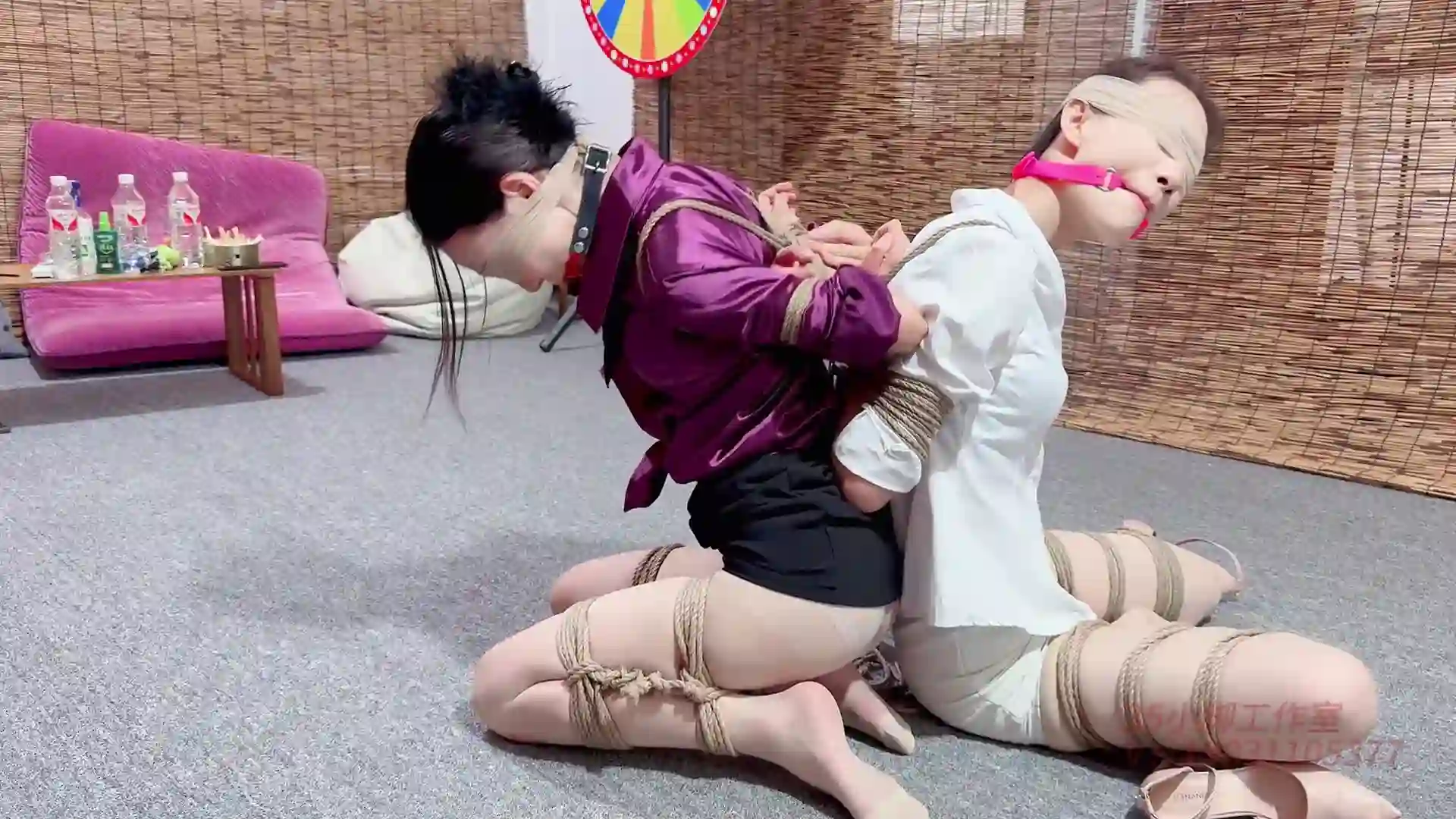 逍遥捆绑视频字母圈新作绳艺在线视频网站之三五小脚被梆成这样如何自救？！在线看！