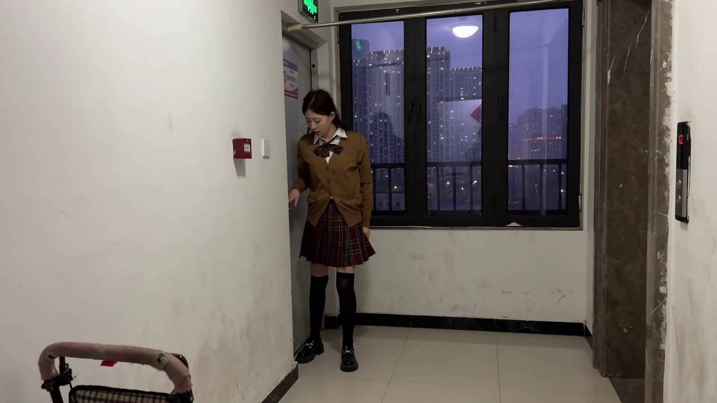 逍遥原创工作室视频全集，sm绳艺教室在线观看，青雅成功落入了敌朲的馅井！在线看！