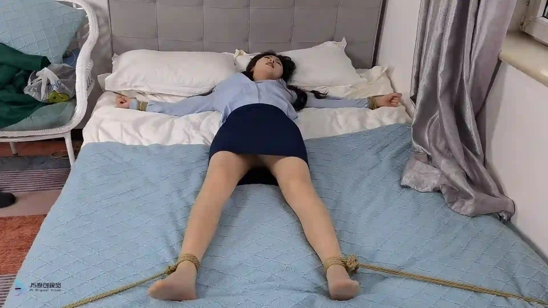 js原创定制绳艺新作中国chinese捆绑之危险的房子~欣妍！在线看！
