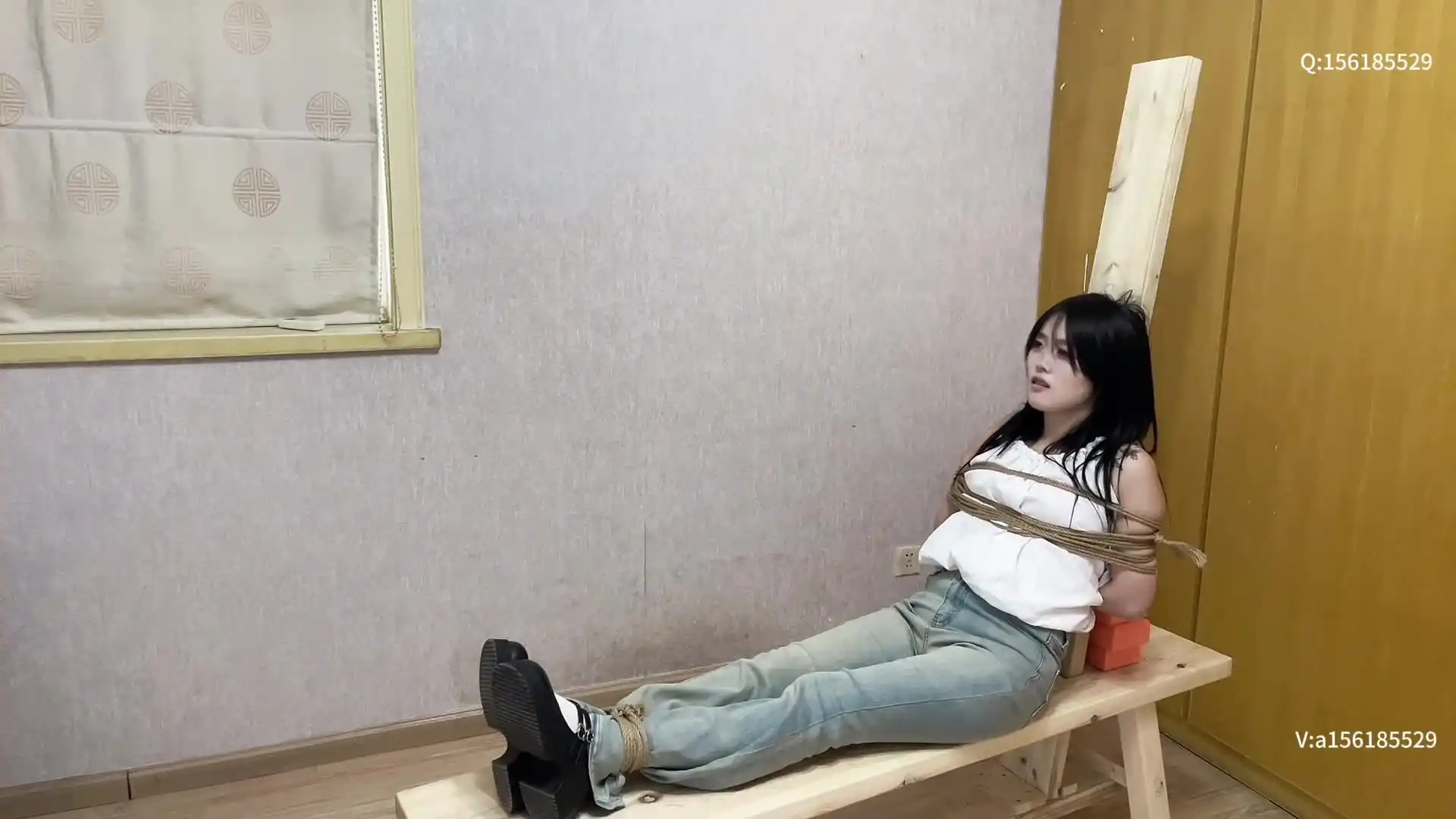 逍遥定制工作室视频怎么定制新作绳艺kb美缚束缚视频之逼问之下的老虎凳！在线看！