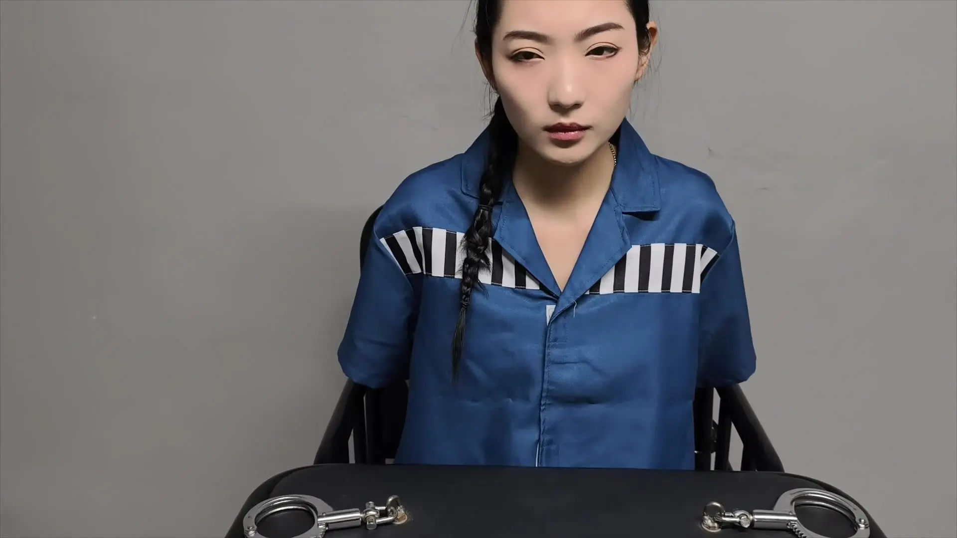 逍遥定制最新作品新作绳艺sm社区之紧缚拘束网站新模特沈冰(上)籹笵沈冰被提审!在线看!