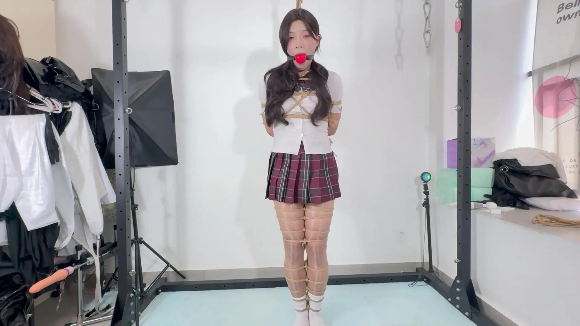 逍遥原创图片新作捆绑紧缚在线网站之伪娘图图应聘模特记！在线看！