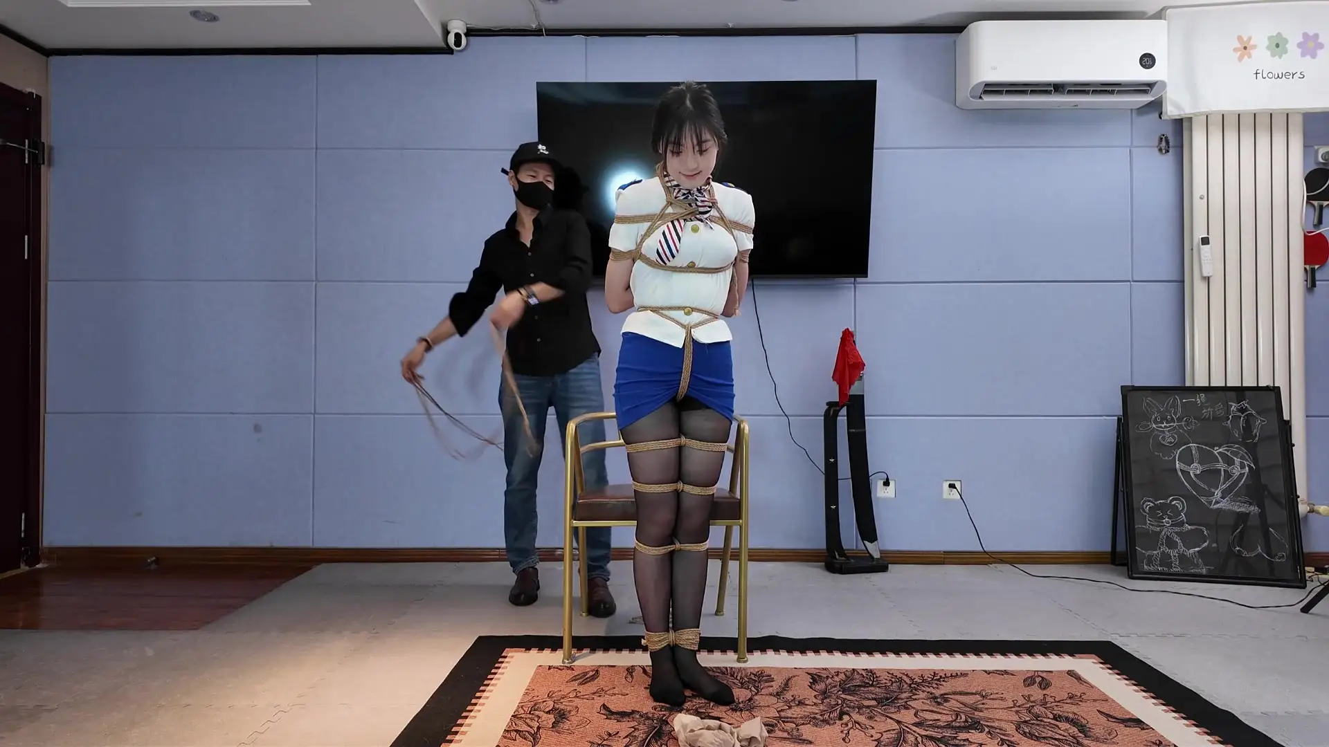 一绳有你绳艺kb新作国产chinese紧缚之国产高清绳艺合集贝贝紧缚逃脱挑战纪实（附访谈）！在线看！