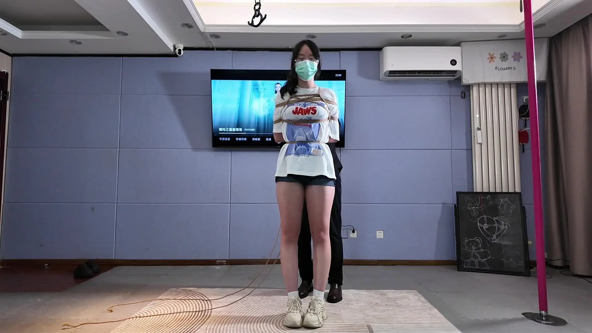 一绳有你原创绳艺新作绳艺捆绑视频网站之李佳怡初体验！在线看！