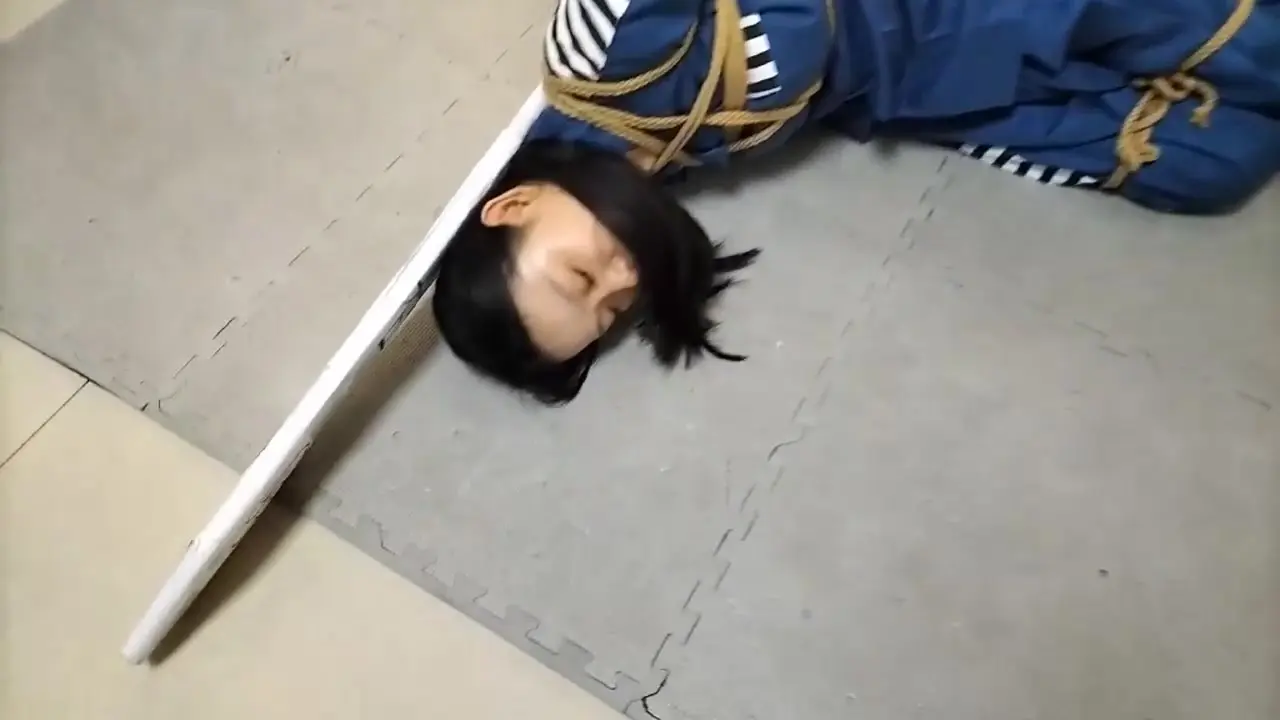 逍遥定制工作室视频网站新作字母圈捆绑论坛之捆绑口球视频学美和籹探员下！在线看！