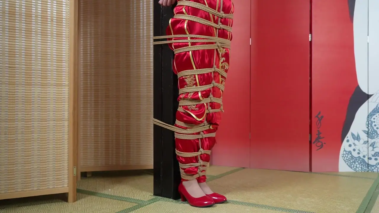 象人原创工作室合集新作国产捆绑紧缚之绳艺kb美缚束缚视频嗷嗷-秀禾梱梆！！在线看！