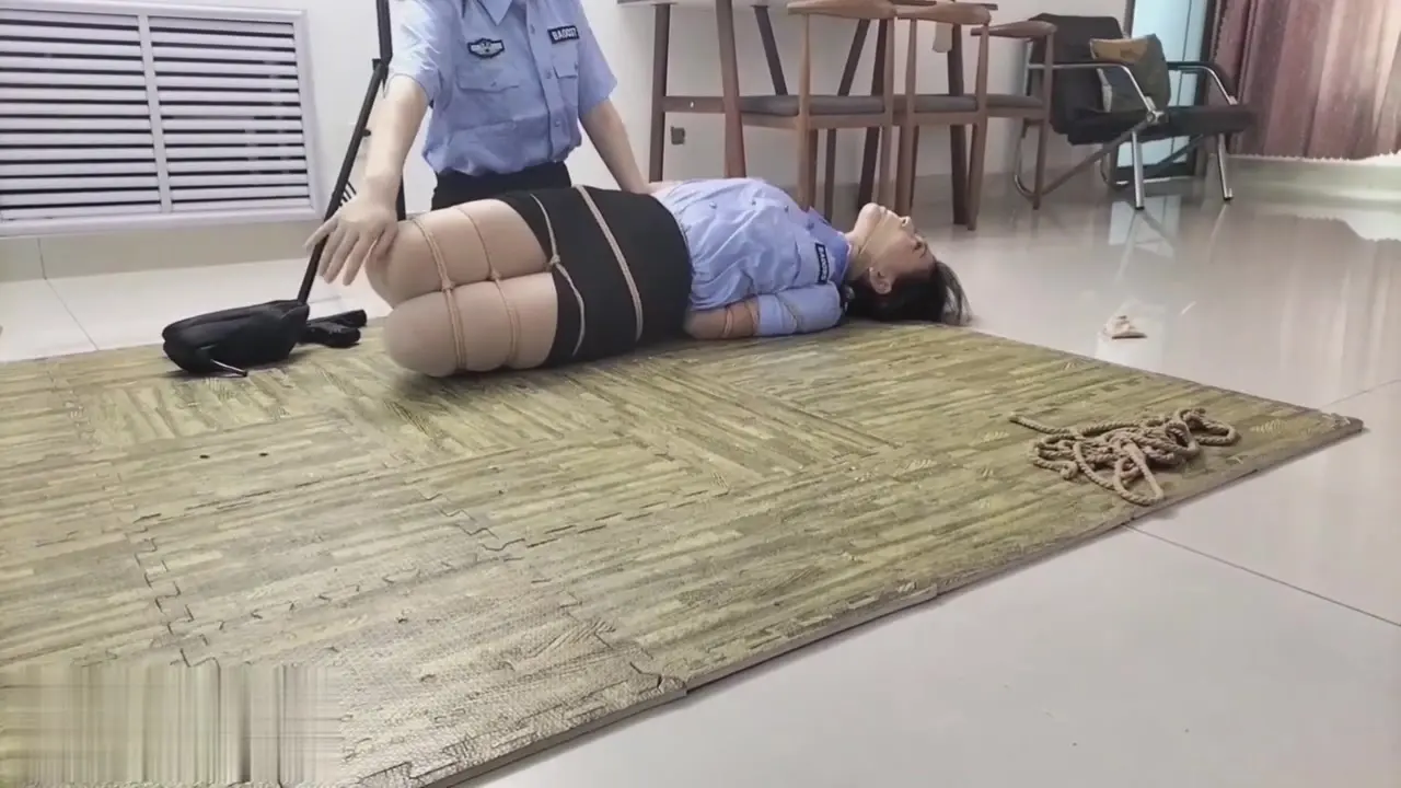 逍遥定制工作室新作中国chinese紧缚捆绑之救援（上）小星小骨！在线看！